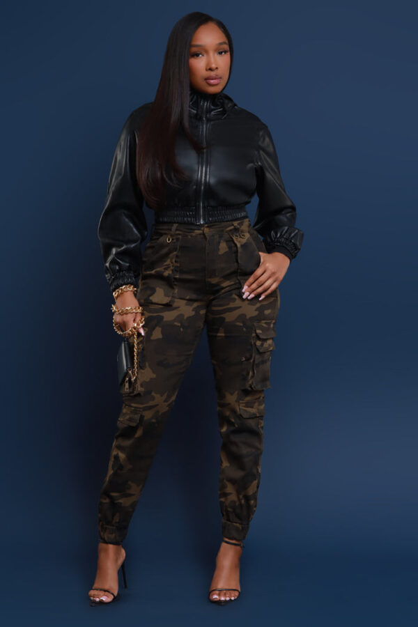 Vibe With Me Cargo Pants - Camo