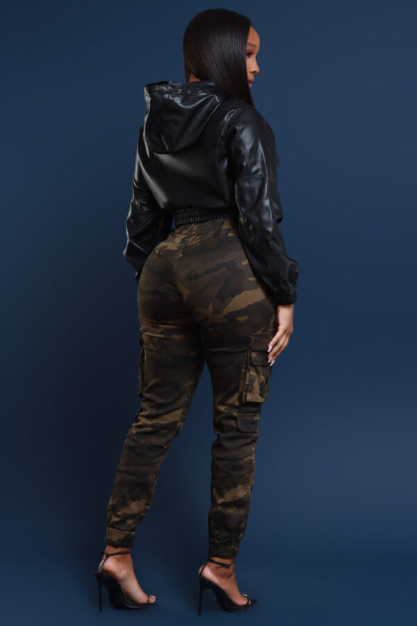 Vibe With Me Cargo Pants - Camo - Image 4